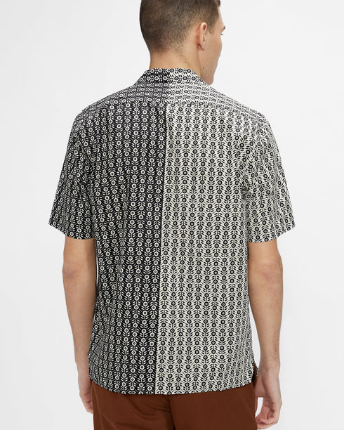 <P>Ss Flower Geo Mash Up Shirt</P>